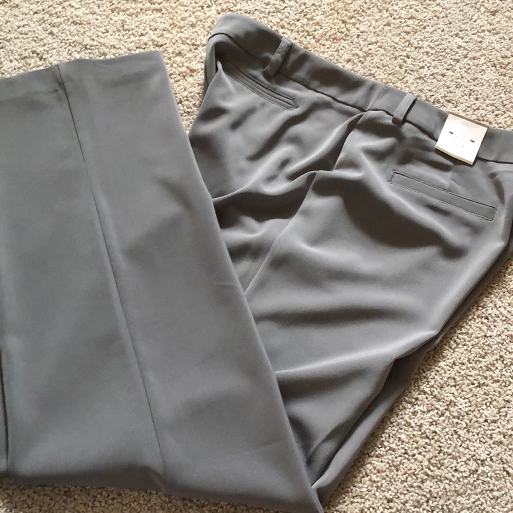 Chico’s gray trousers